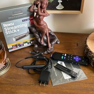 Roku streaming stick +